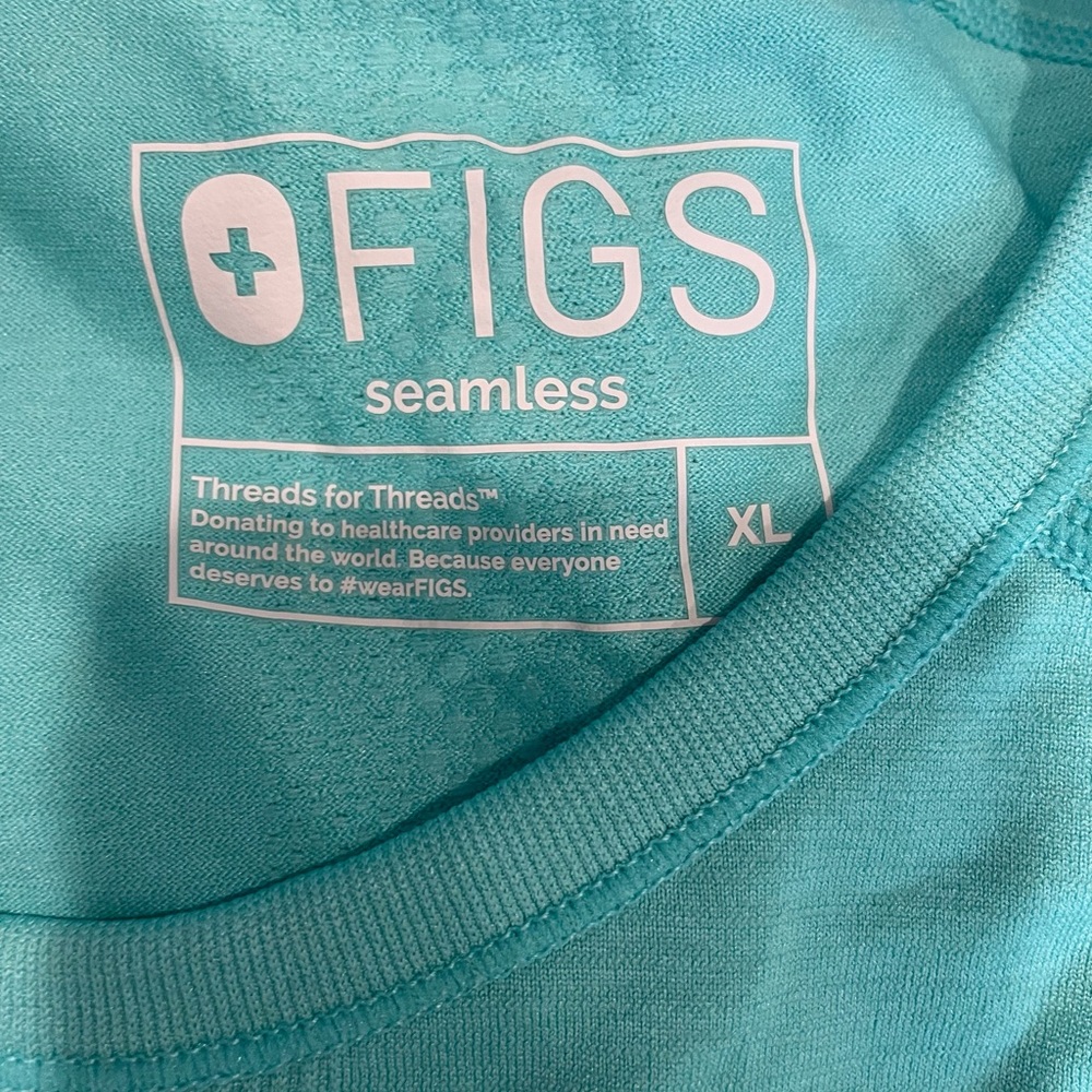 Figs salta underscrub shirt